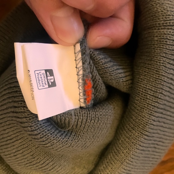New with tag PlayStation beanie hat street game - Picture 5 of 5